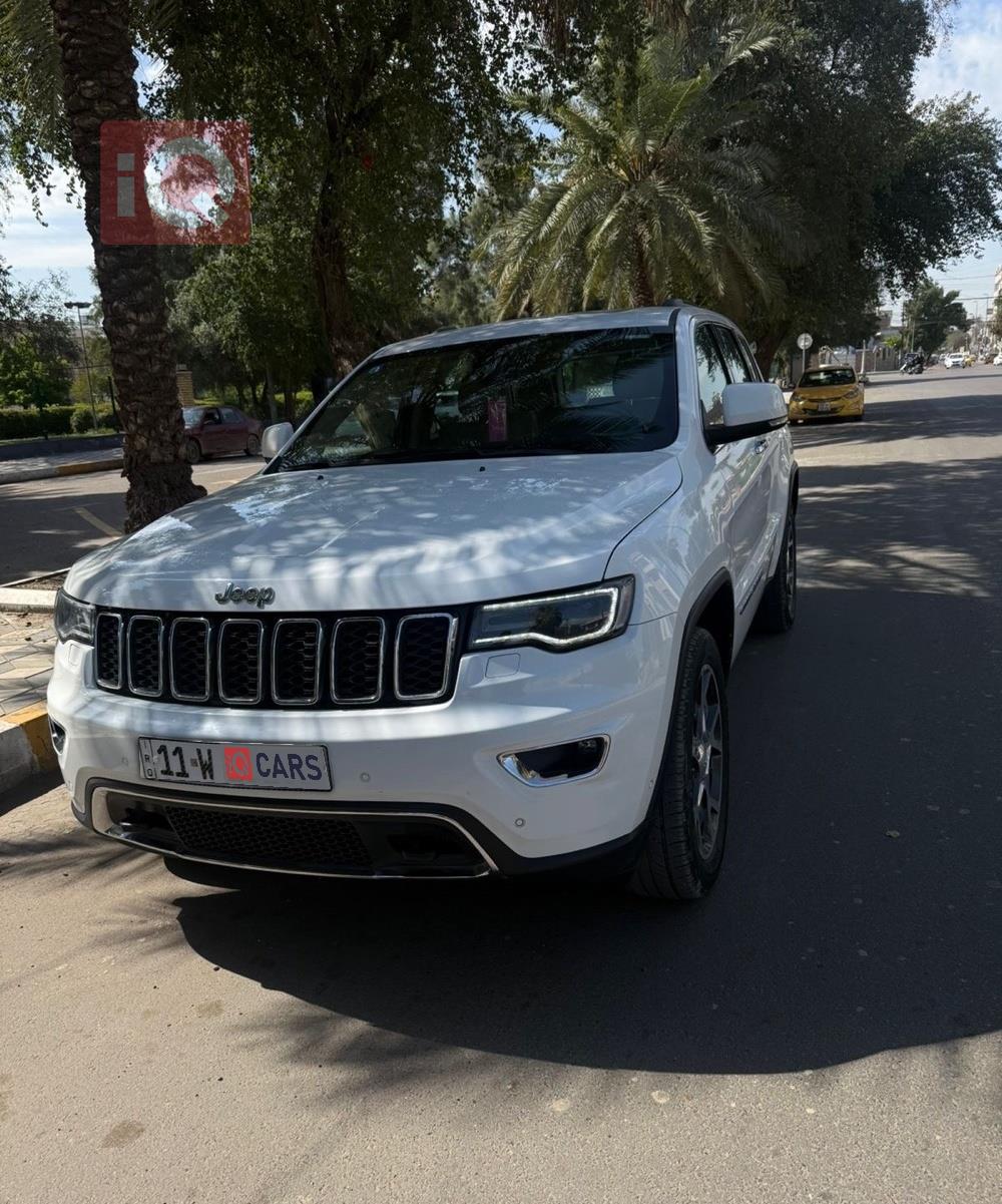 جيب جراند شيروكي